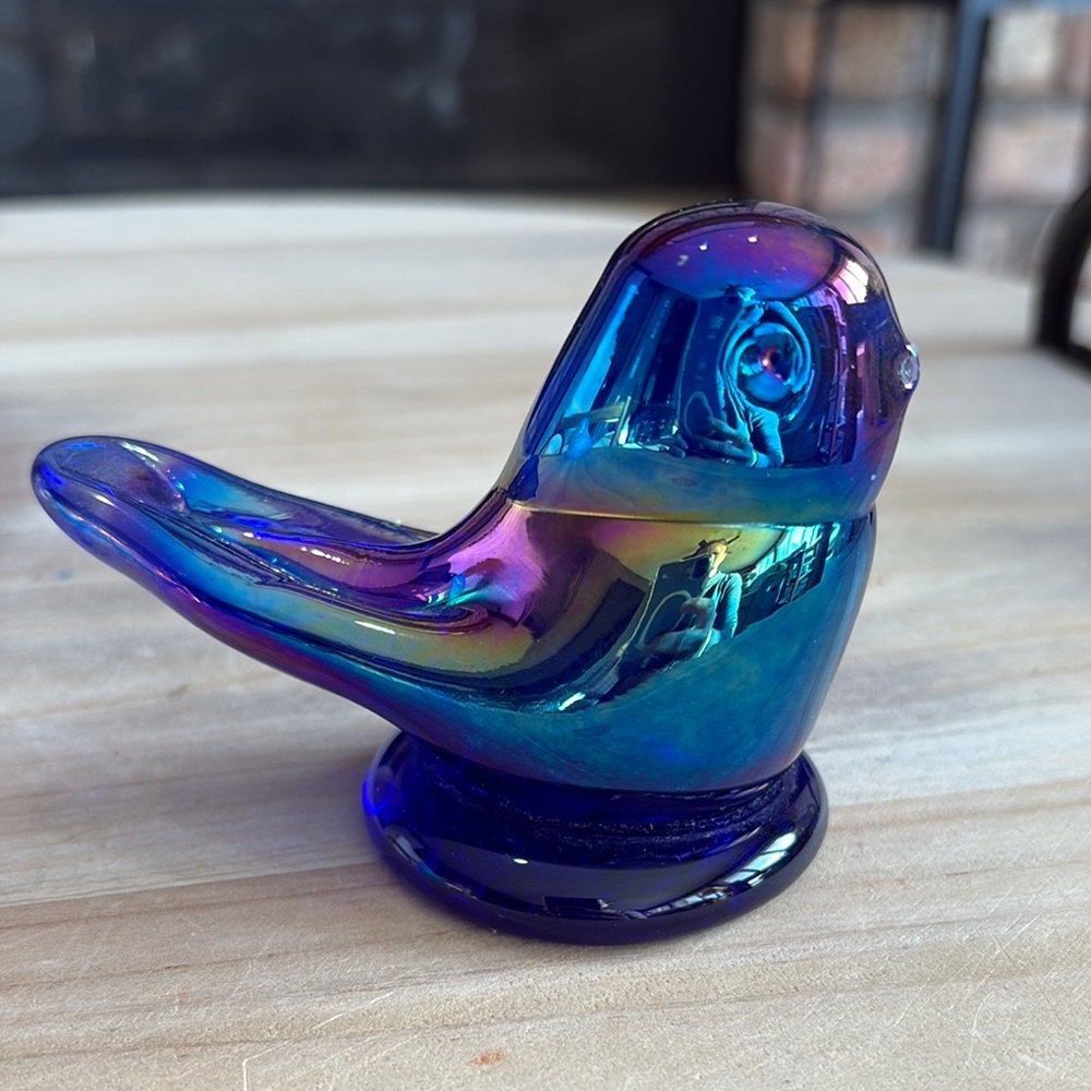 Leo Ward 2003 Terra Studios Rainbow Bird Blue Carnival Glass Figurine Signed